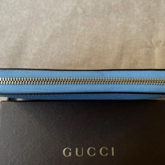 Brand NEW Authentic GUCCI Leather zipper wallet- light blue - Picture 9 of 14